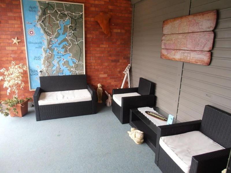 Black Swan Waterfront Motel (Adults Only) Swansea Kültér fotó